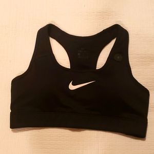 Nike Sports Bra Racer Back Padded NWT